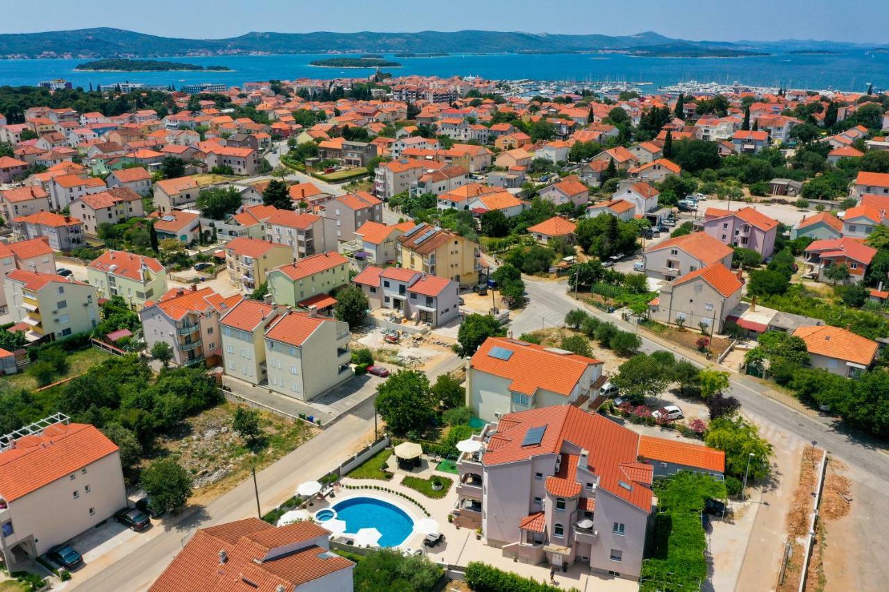 Apartments Tony Biograd Na Moru Exterior foto