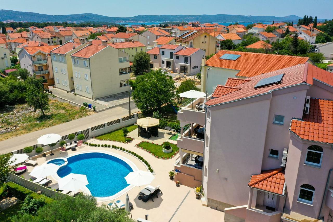 Apartments Tony Biograd Na Moru Exterior foto