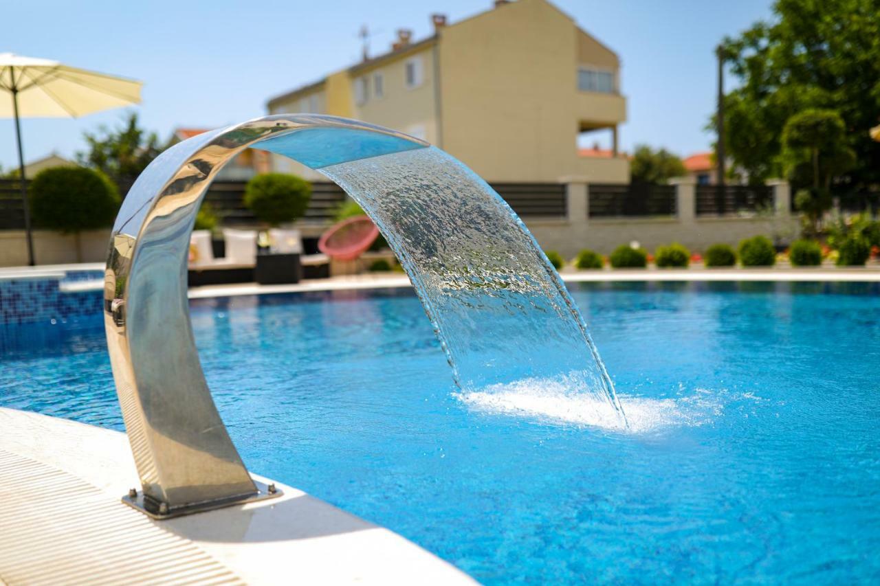 Apartments Tony Biograd Na Moru Exterior foto